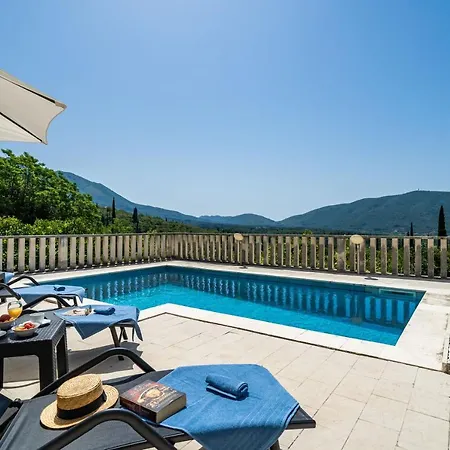 Niko 빌라 그루다