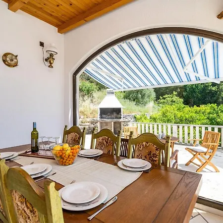 빌라 Niko 그루다